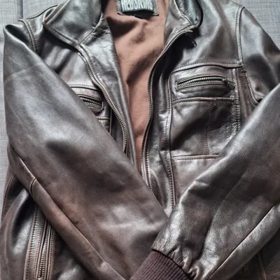 Blouson en cuir Redskins taille XXL excellent état